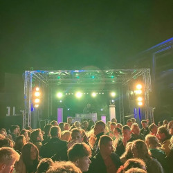 Weinfest Dernau DJ Setup nachts